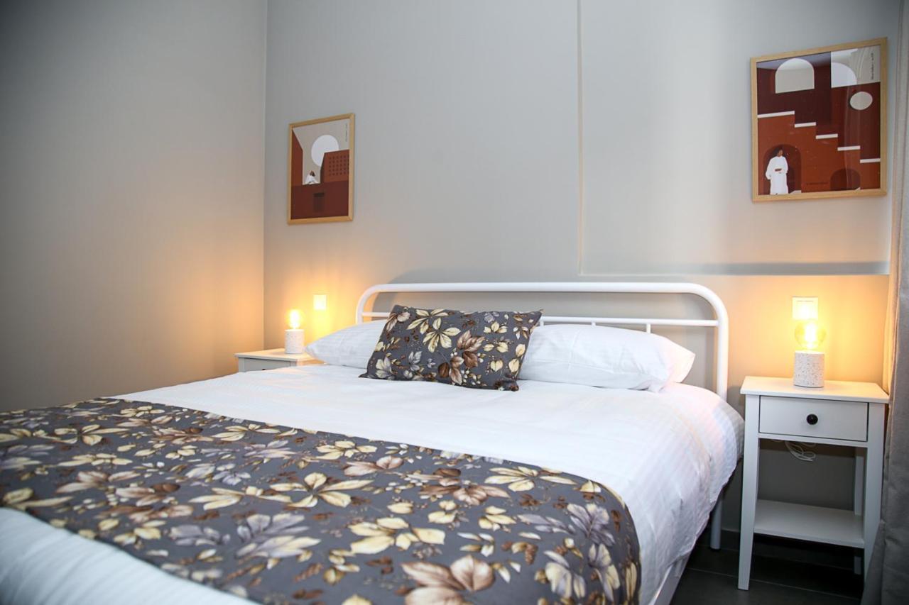 Caravin Wanderhome, 5 Min From Metro Nea Ionia Atena Exterior foto