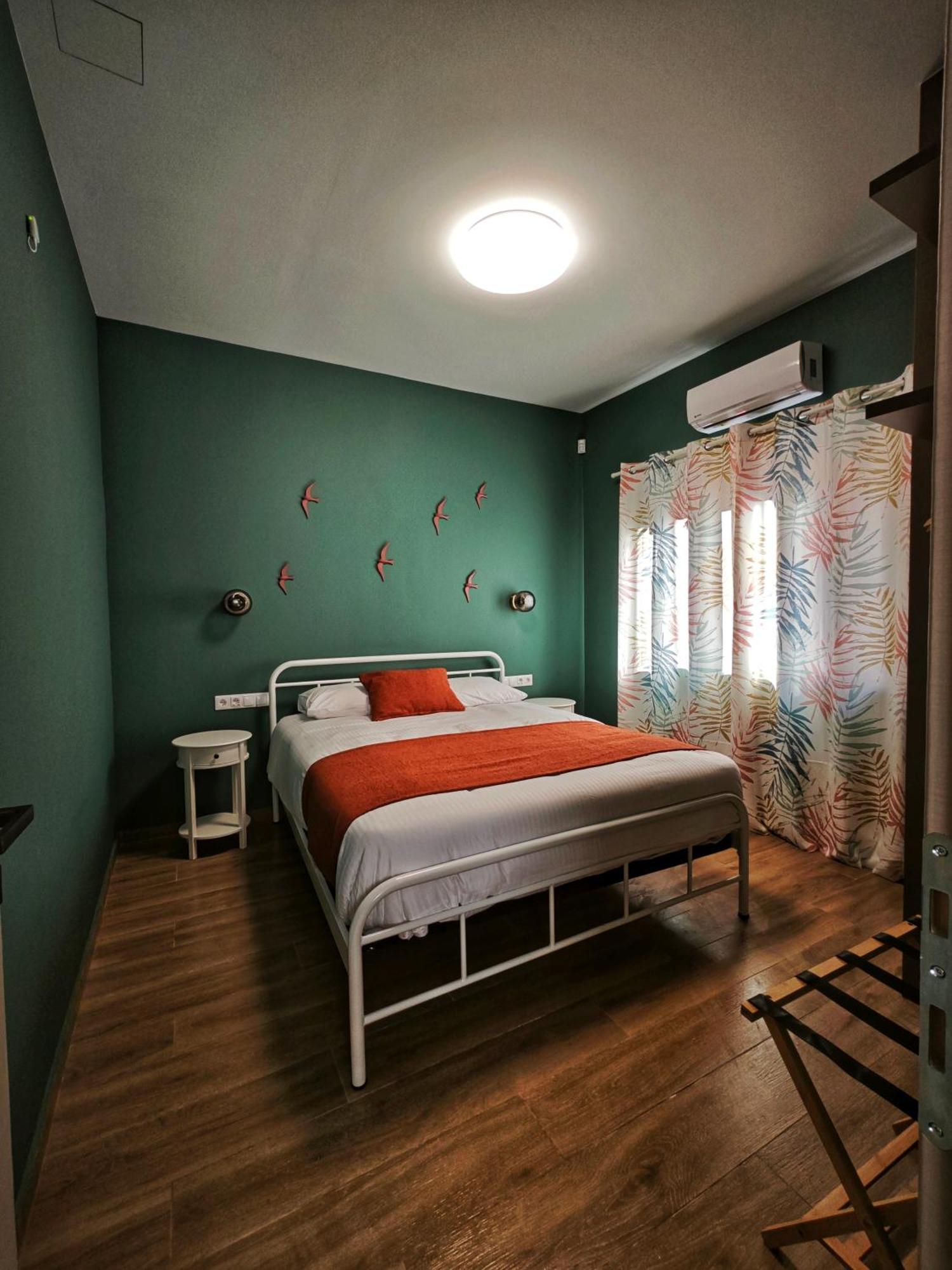 Caravin Wanderhome, 5 Min From Metro Nea Ionia Atena Exterior foto